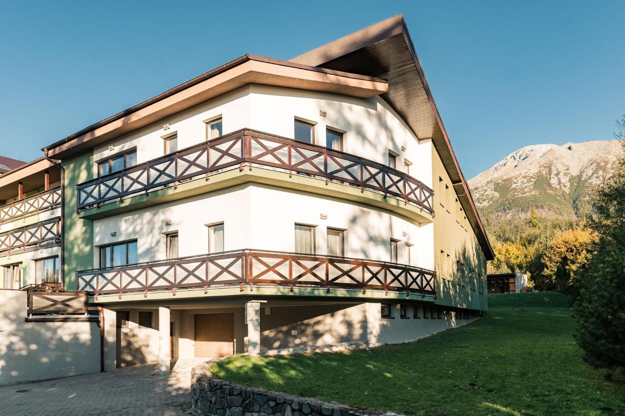Apartmanovy Dom Familia Smokovec Vysoké Tatry Dış mekan fotoğraf